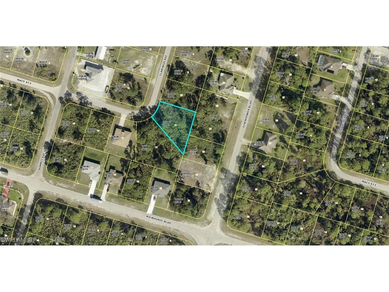 577 Flamingo Avenue S Lehigh Acres FL 33974 225005458 image1