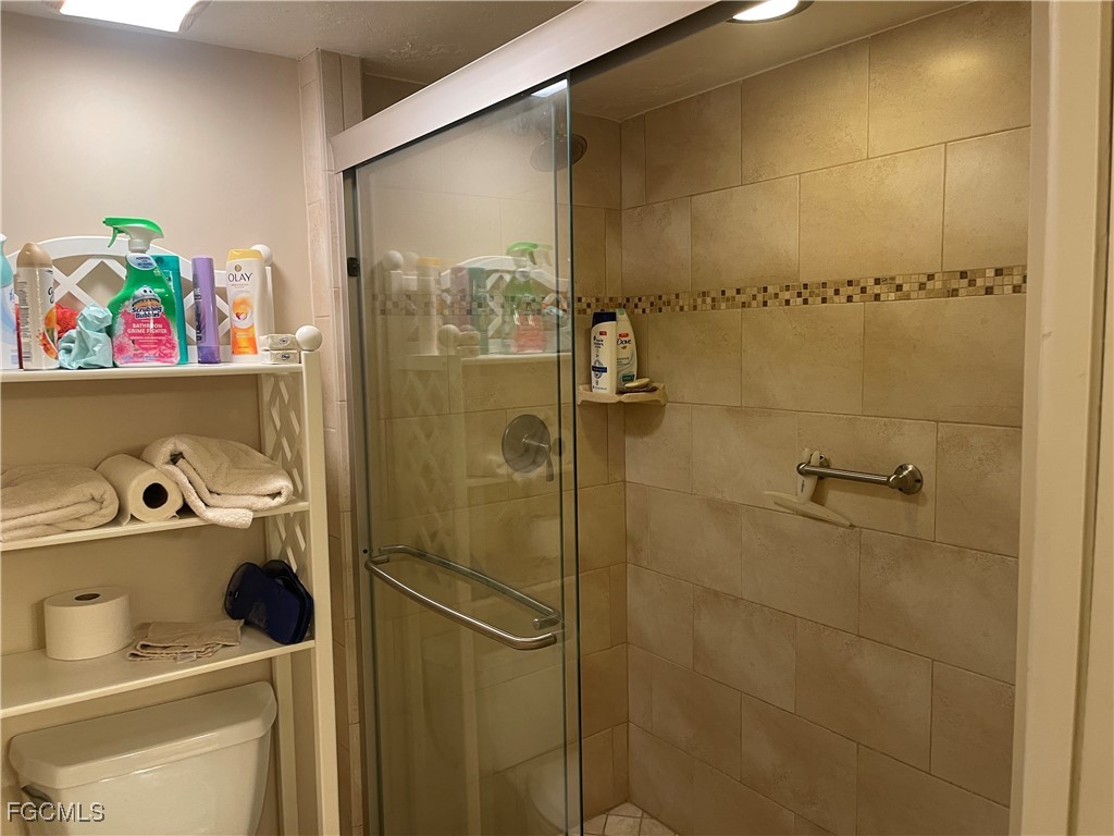 5770 Trailwinds Drive #211 Fort Myers FL 33907 2025022602 image24