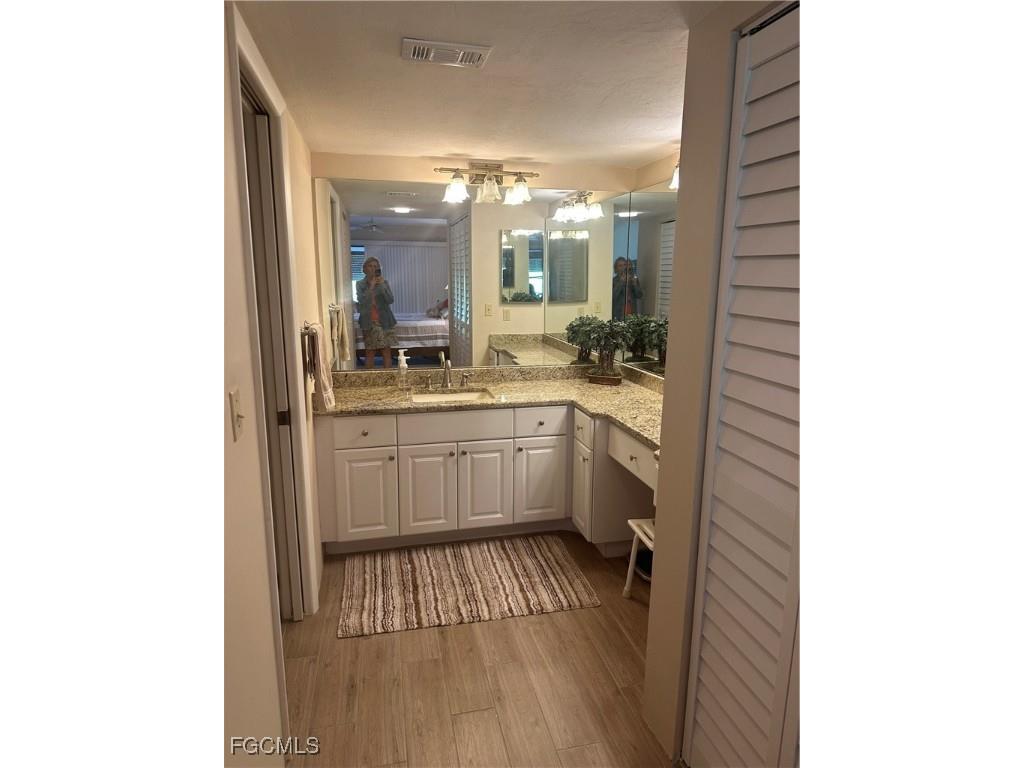 5770 Trailwinds Drive #211 Fort Myers FL 33907 2025022602 image26