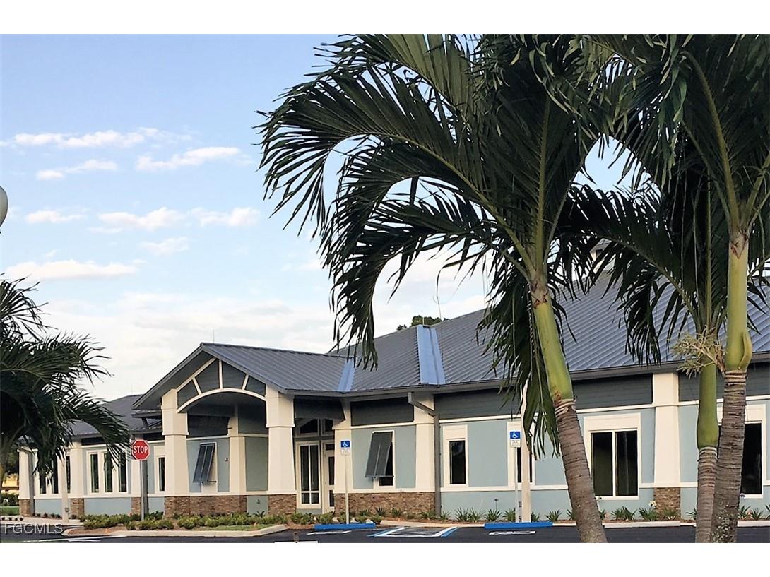 5770 Trailwinds Drive #211 Fort Myers FL 33907 2025022602 image30