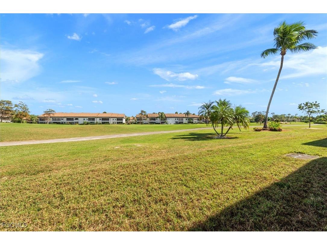 5770 Trailwinds Drive #213 Fort Myers FL 33907 2025019044 image27