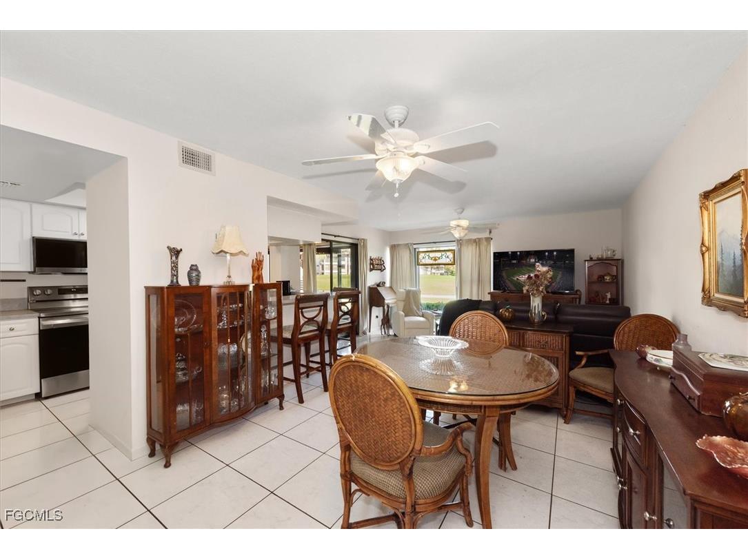 5770 Trailwinds Drive #213 Fort Myers FL 33907 2025019044 image3