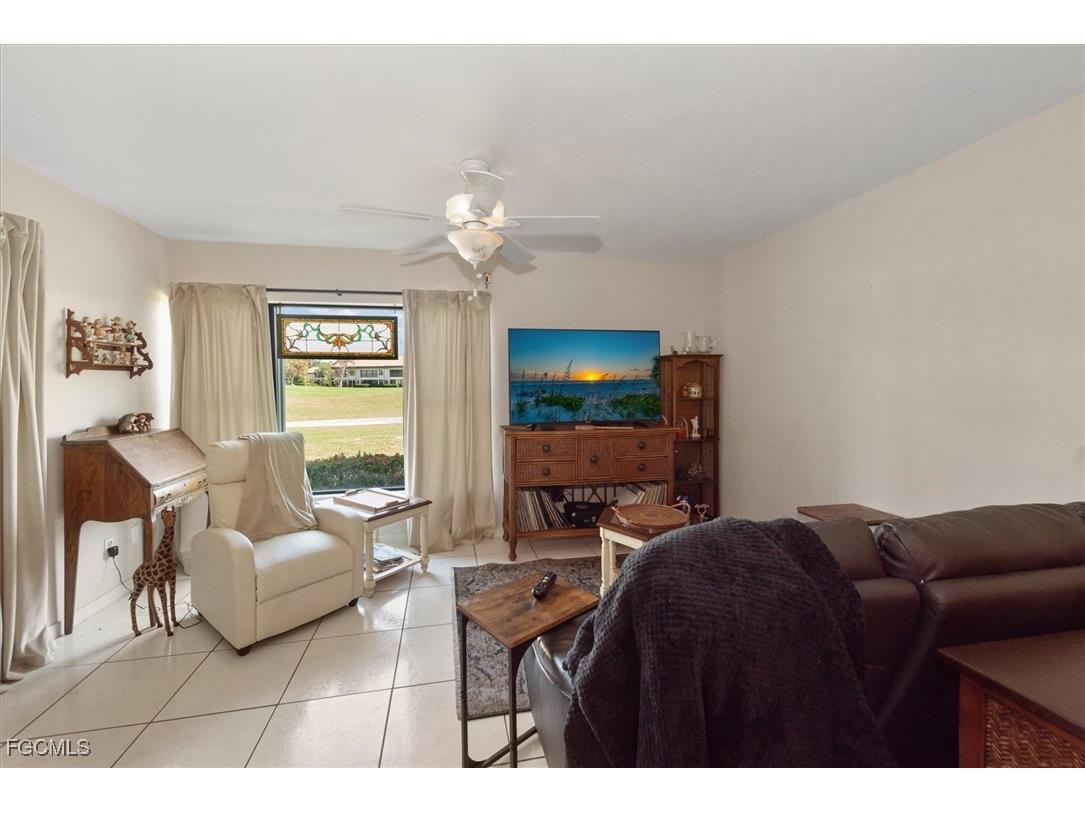 5770 Trailwinds Drive #213 Fort Myers FL 33907 2025019044 image4