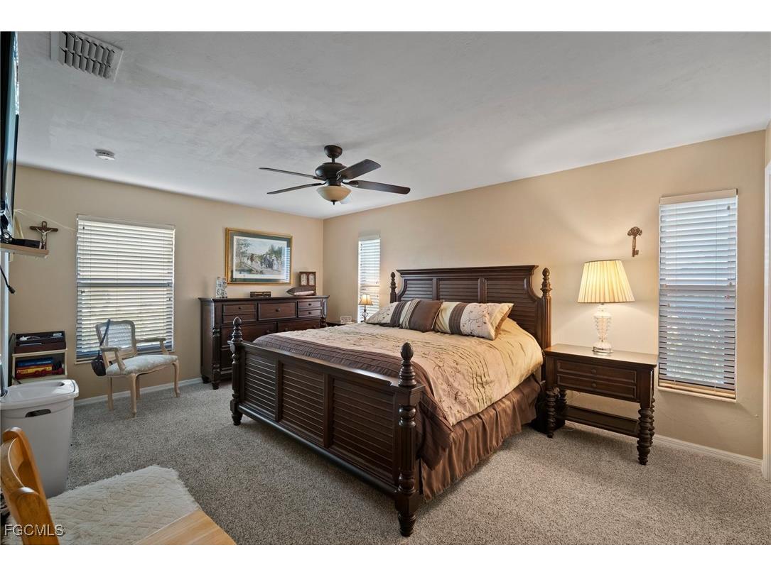 5771 Arvine Circle Fort Myers FL 33919 2025013016 image14