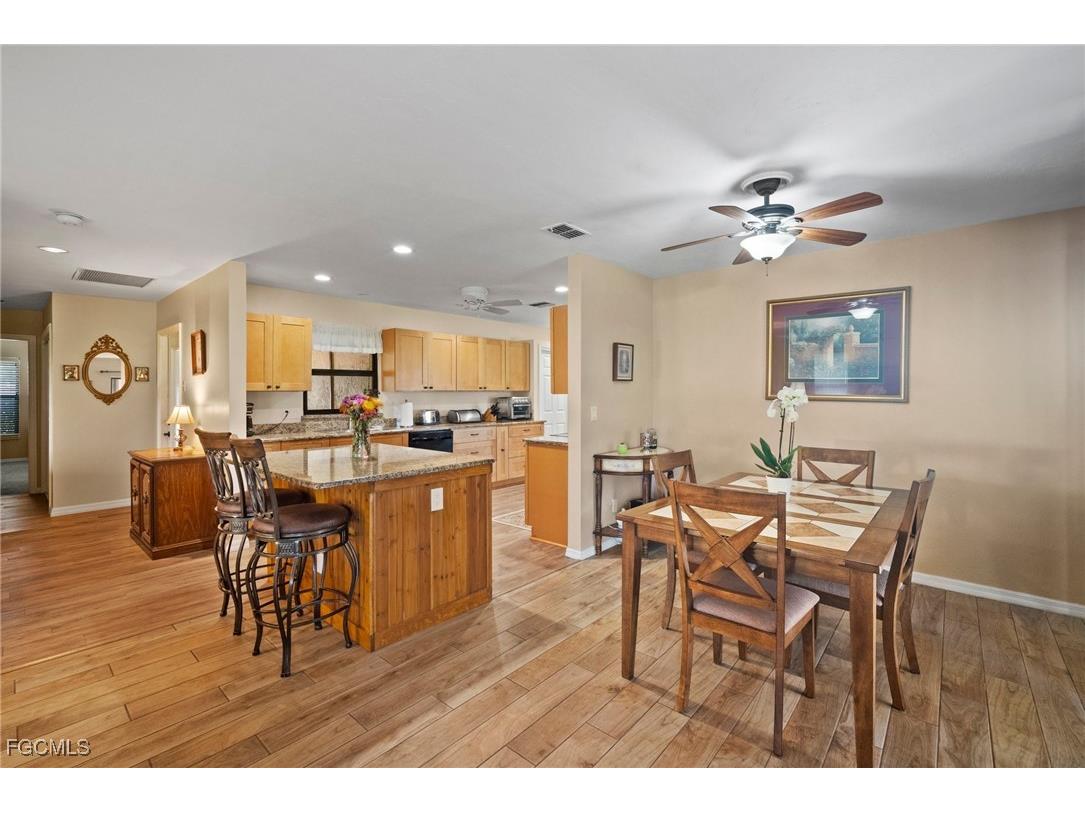 5771 Arvine Circle Fort Myers FL 33919 2025013016 image3