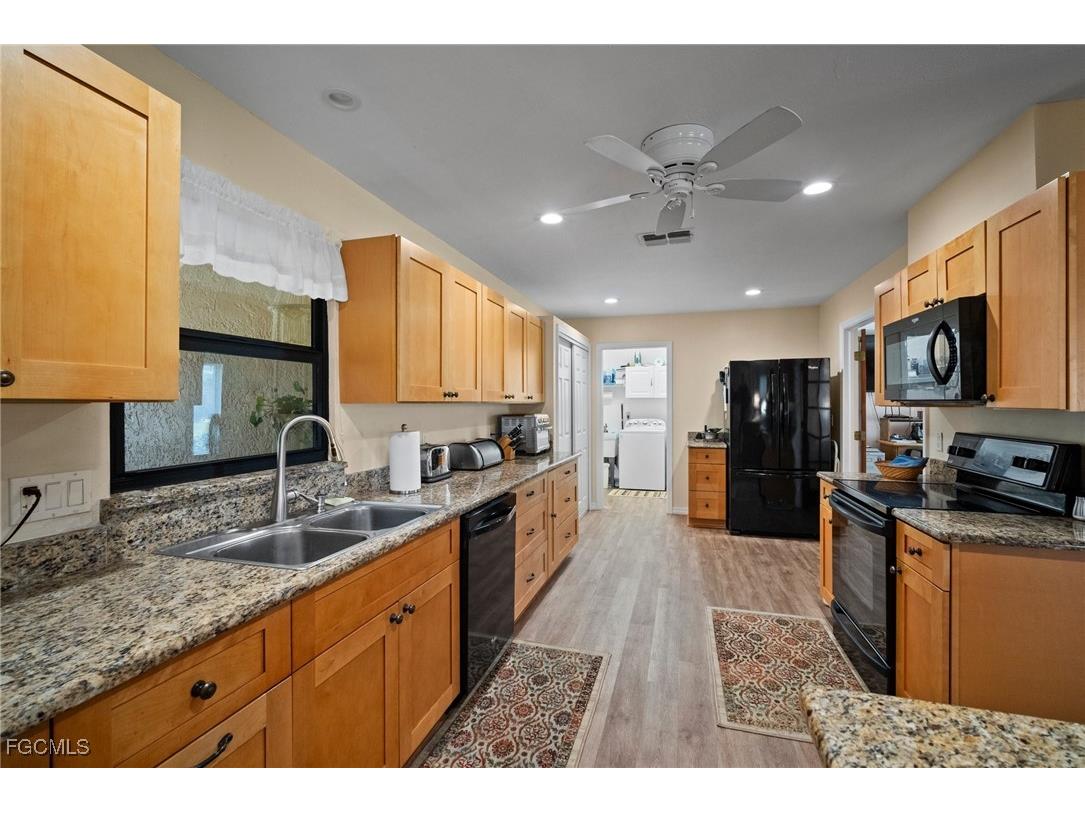 5771 Arvine Circle Fort Myers FL 33919 2025013016 image6