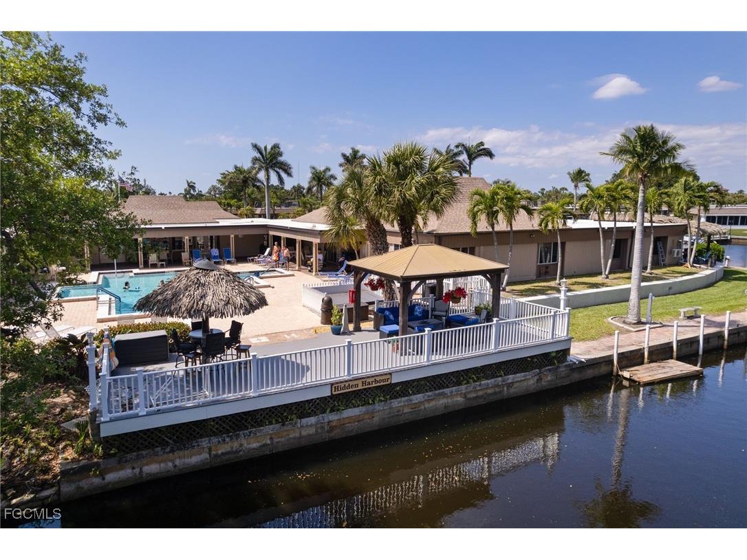 5773 Bass Circle Fort Myers FL 33919 2026004237 image1