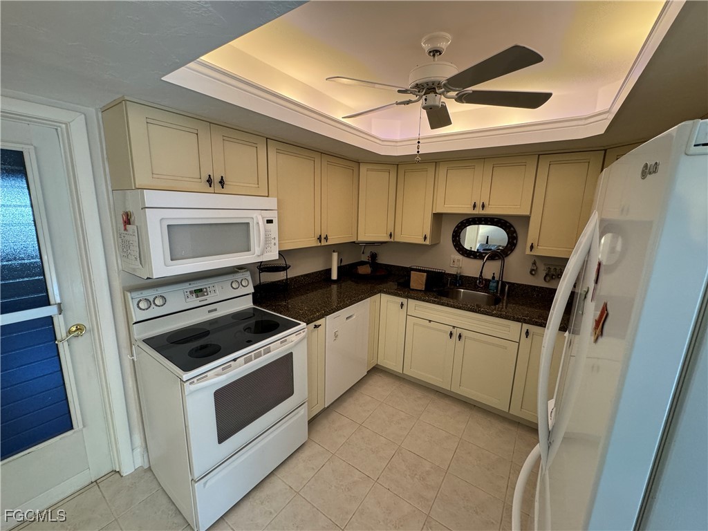 5773 Bass Circle Fort Myers FL 33919 2026004237 image10