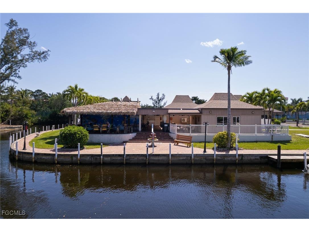 5773 Bass Circle Fort Myers FL 33919 2026004237 image29