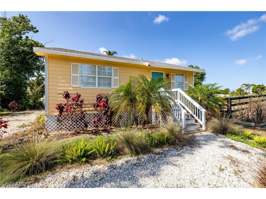 5773 Esther Drive Bokeelia FL 33922 224046172 image1