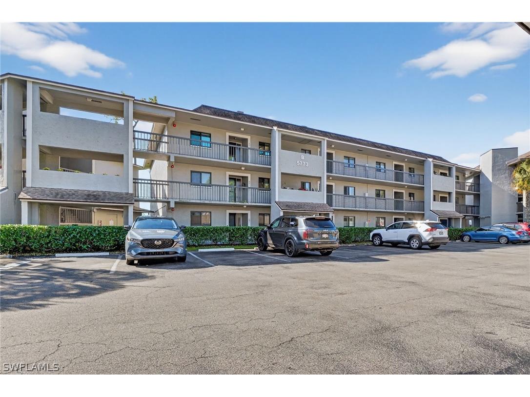 5773 Gage Lane #B-101 Naples FL 34113 226006480 image2