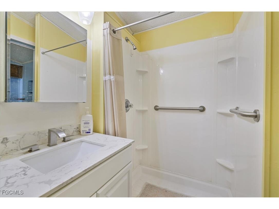 5773 Pink Panther Drive Fort Myers FL 33908 2025005367 image7