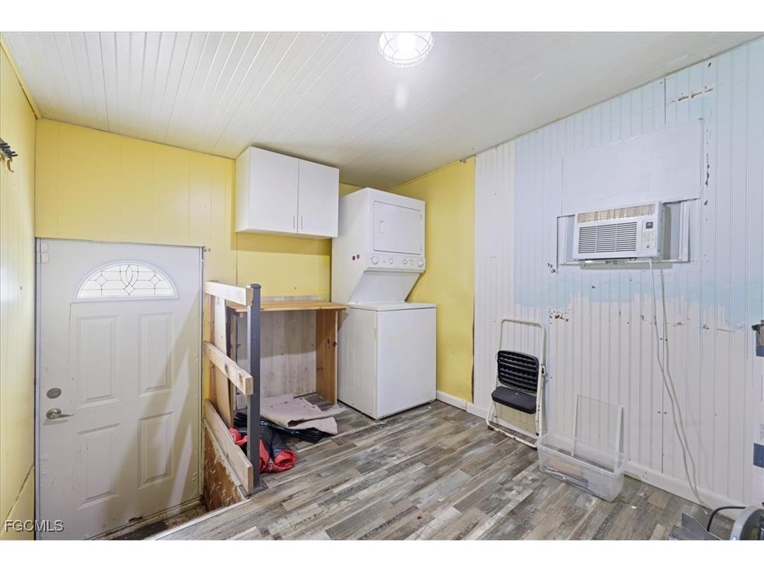 5773 Pink Panther Drive Fort Myers FL 33908 2025005367 image8