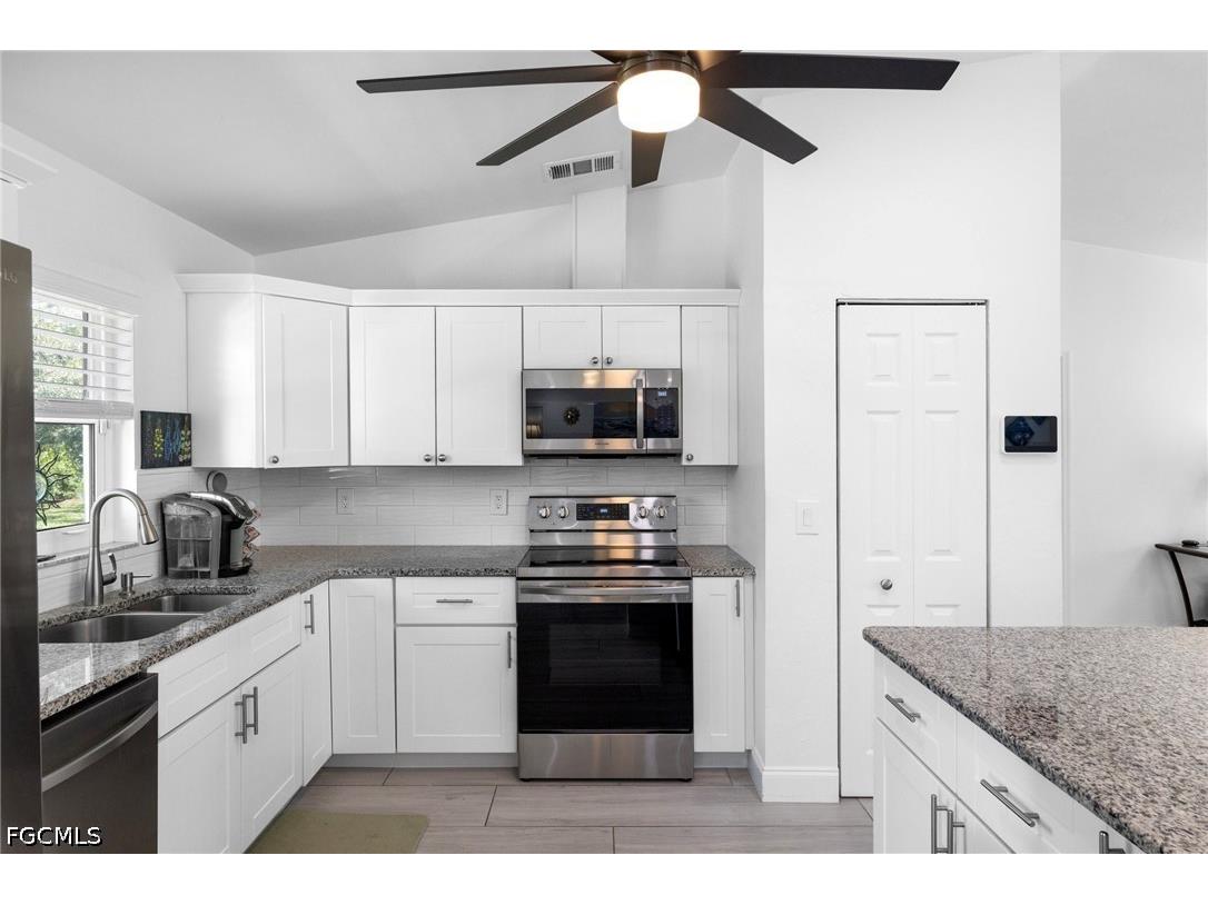 5776 Trout Road Bokeelia FL 33922 2026018038 image9