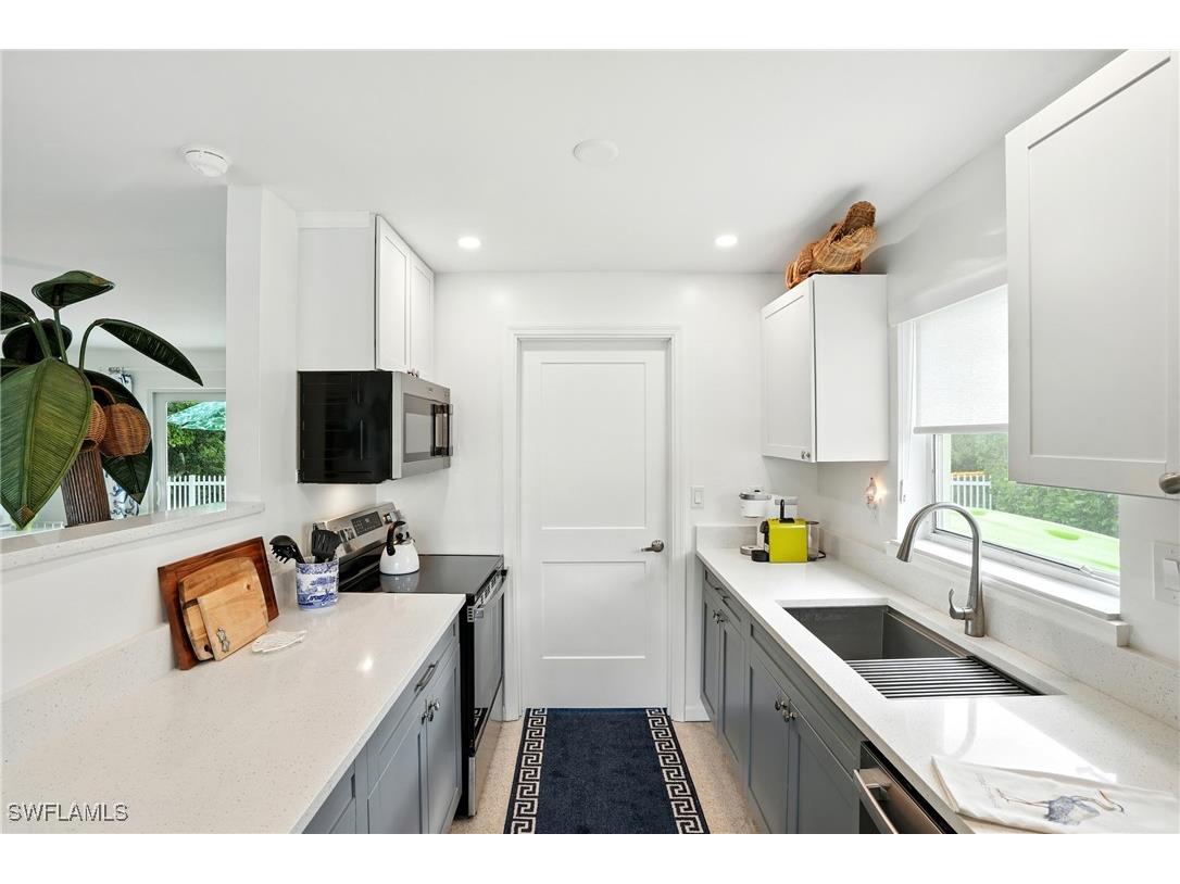 578 14th Street N Naples FL 34102 225069450 image11