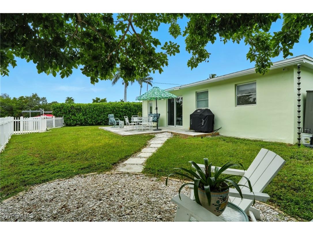 578 14th Street N Naples FL 34102 225069450 image27