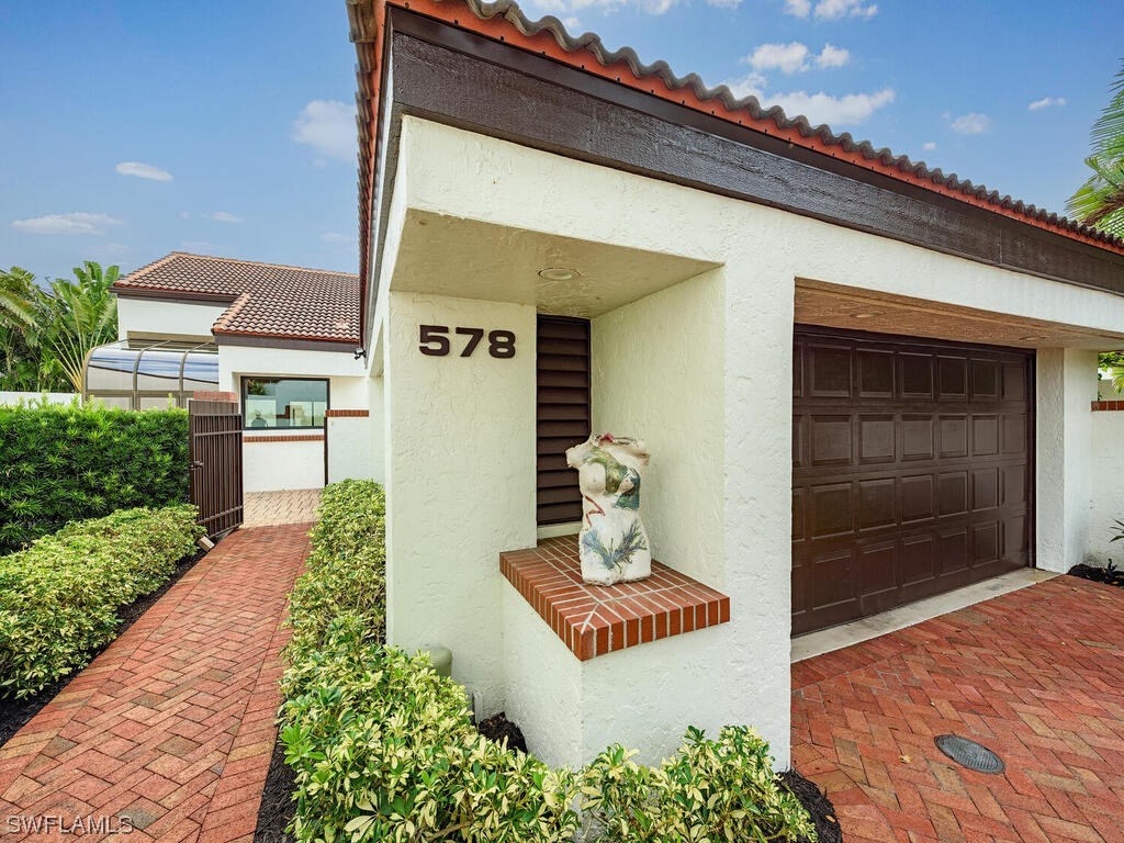 578 Bay Villas Lane #78 Naples FL 34108 223075436 image1