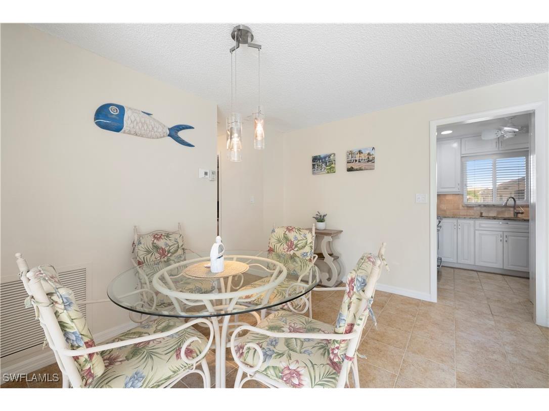 578 Broad Avenue S #578 Naples FL 34102 225078311 image13