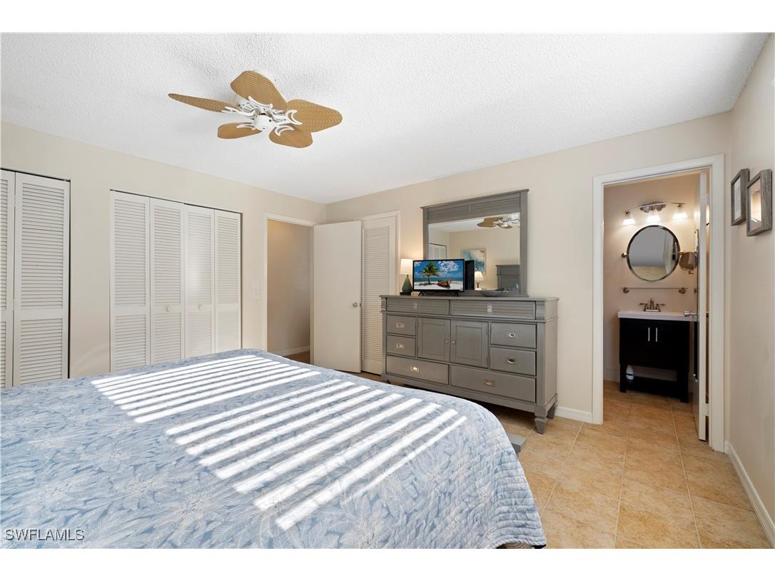 578 Broad Avenue S #578 Naples FL 34102 225078311 image17