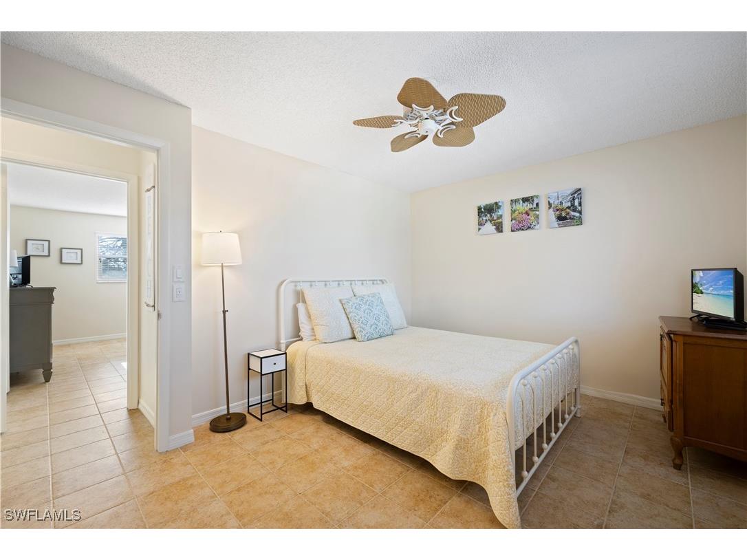 578 Broad Avenue S #578 Naples FL 34102 225078311 image20