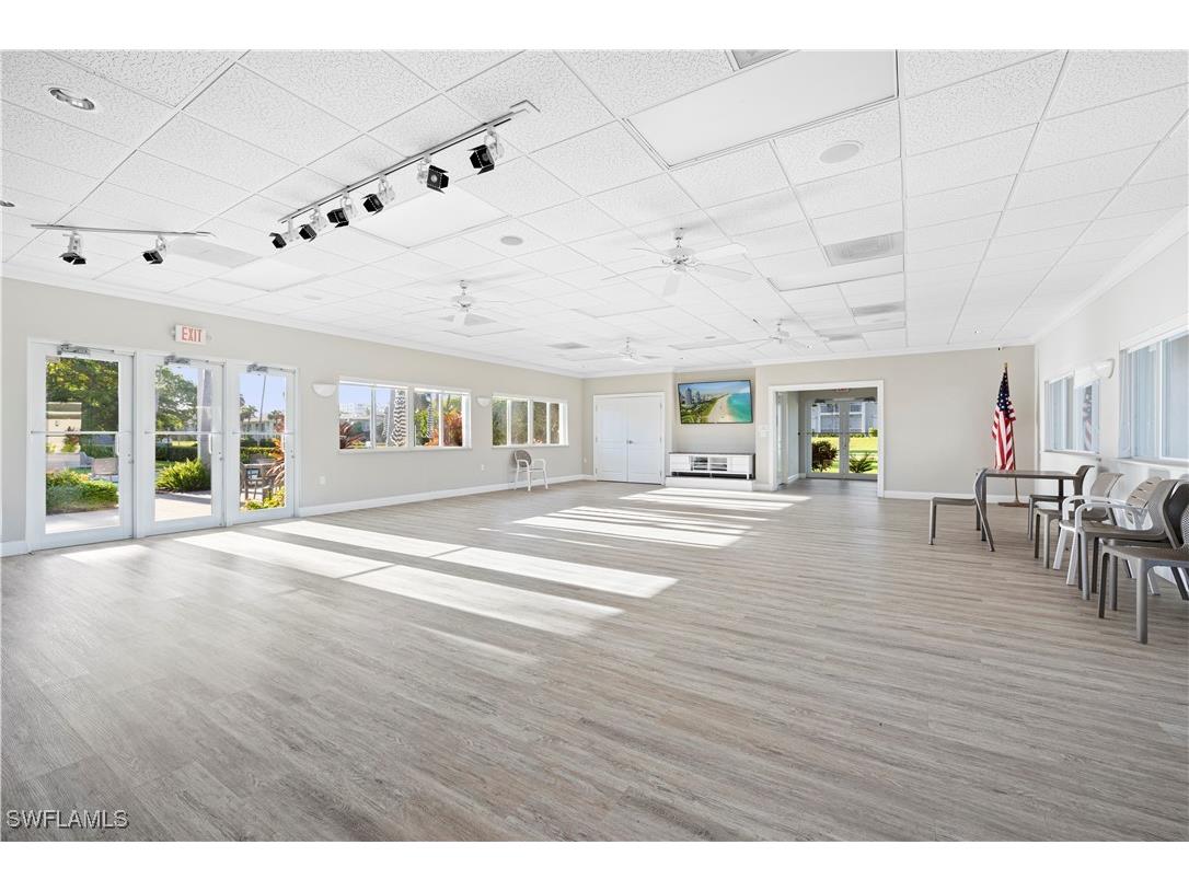 578 Broad Avenue S #578 Naples FL 34102 225078311 image24