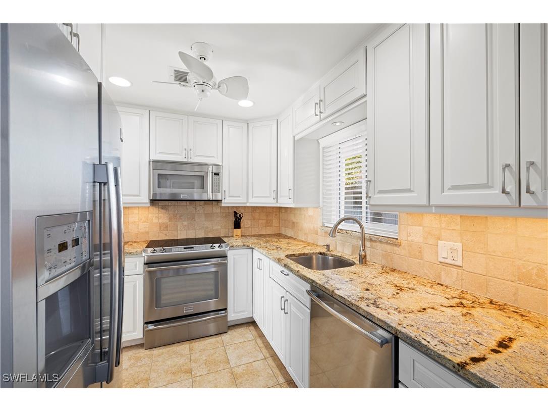 578 Broad Avenue S #578 Naples FL 34102 225078311 image7