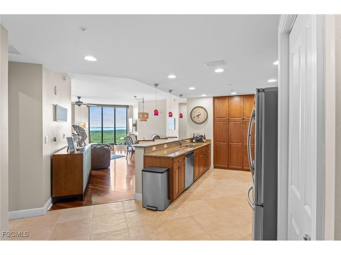 5781 Cape Harbour Drive #1109 Cape Coral FL 33914 2025020667 image4