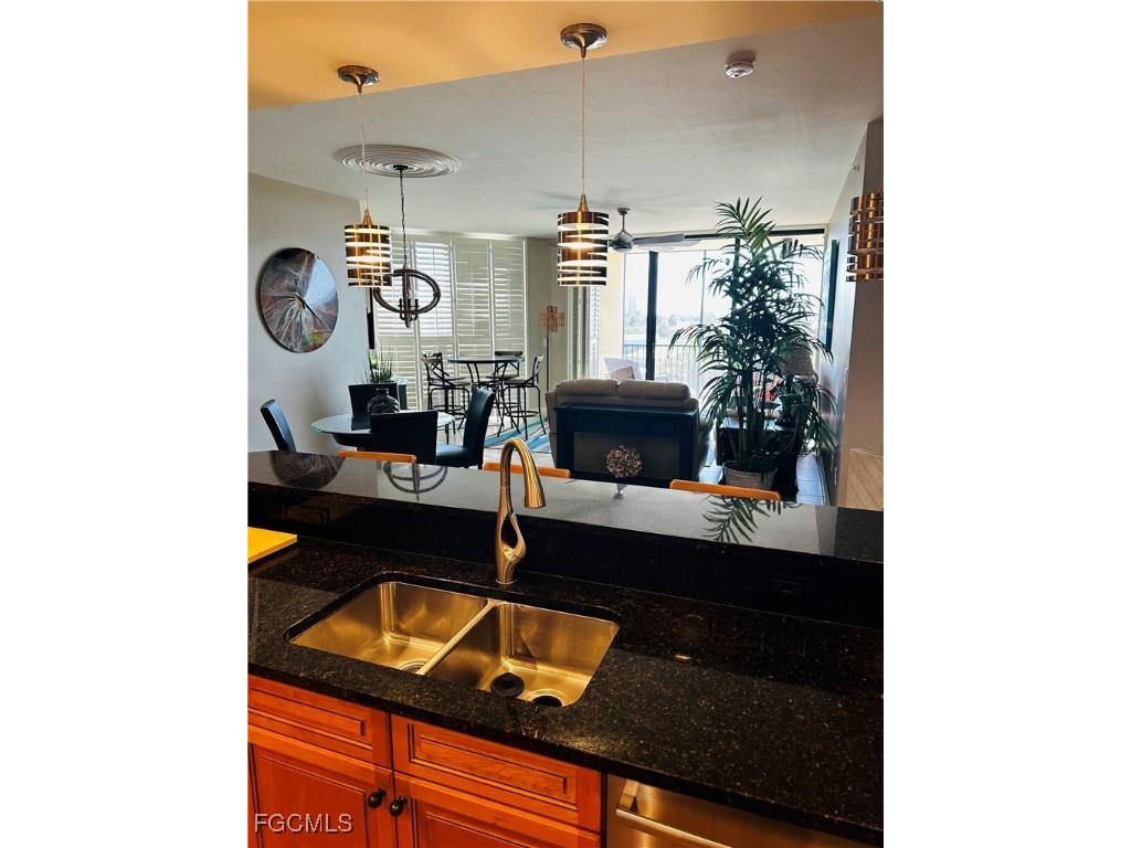 5781 Cape Harbour Drive #502 Cape Coral FL 33914 2025019382 image8