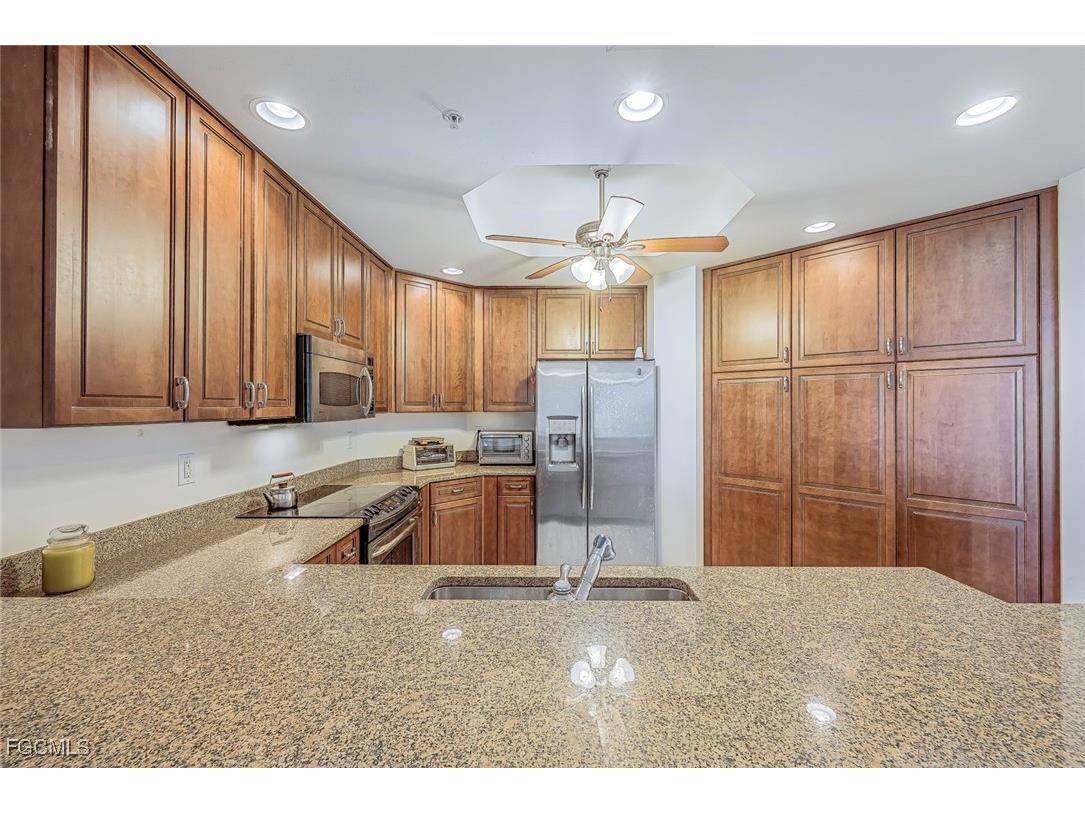 5781 Cape Harbour Drive #810 Cape Coral FL 33914 2025025094 image5