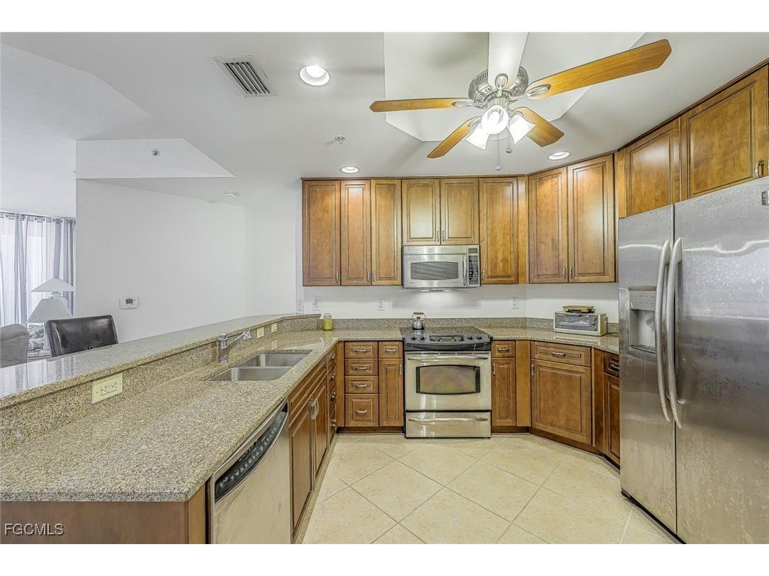 5781 Cape Harbour Drive #810 Cape Coral FL 33914 2025025094 image7