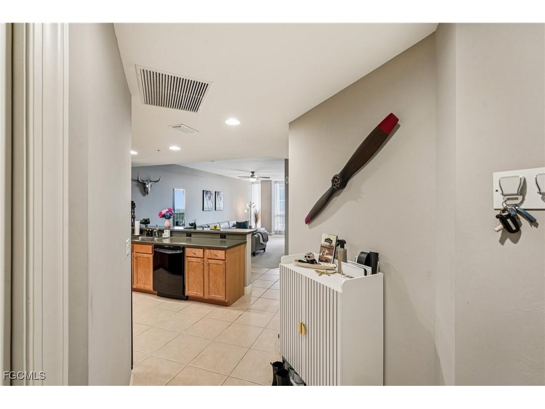 5781 Cape Harbour Drive #903 Cape Coral FL 33914 2026001605 image3