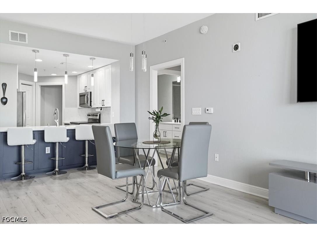5781 Cape Harbour Drive #906 Cape Coral FL 33914 2026025740 image12