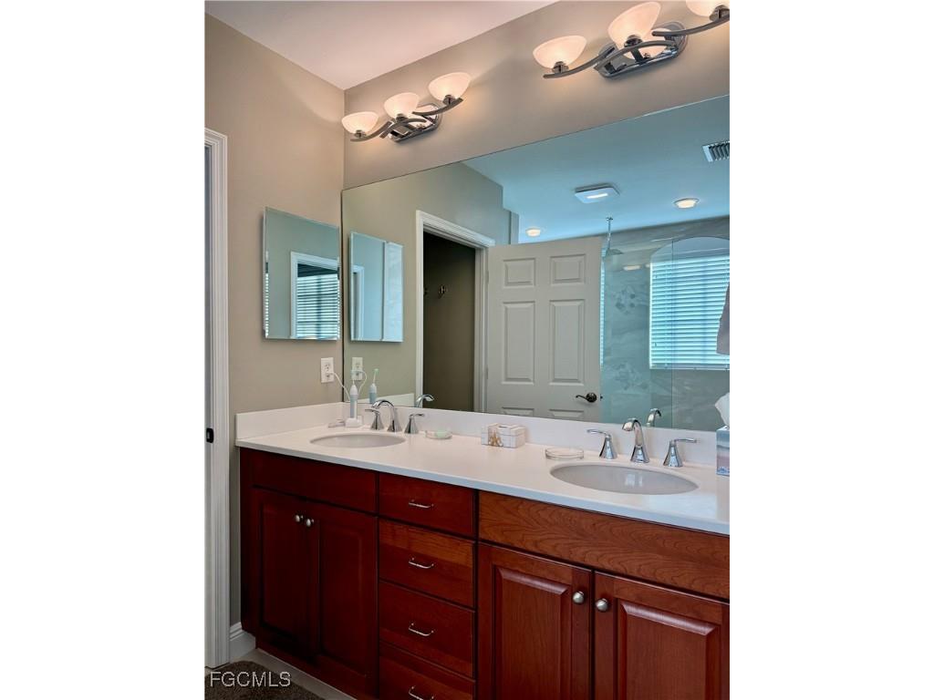 5781 Kensington Loop Fort Myers FL 33912 2026001315 image25