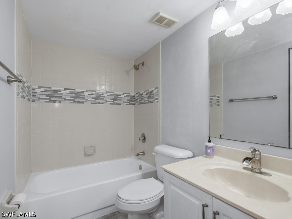 5784 Deauville Circle #B204 Naples FL 34112 226024502 image6