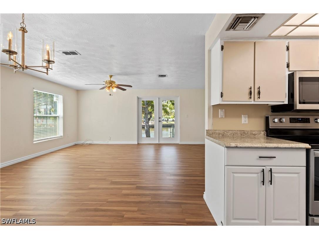 579 13th Street N Naples FL 34102 226006247 image10