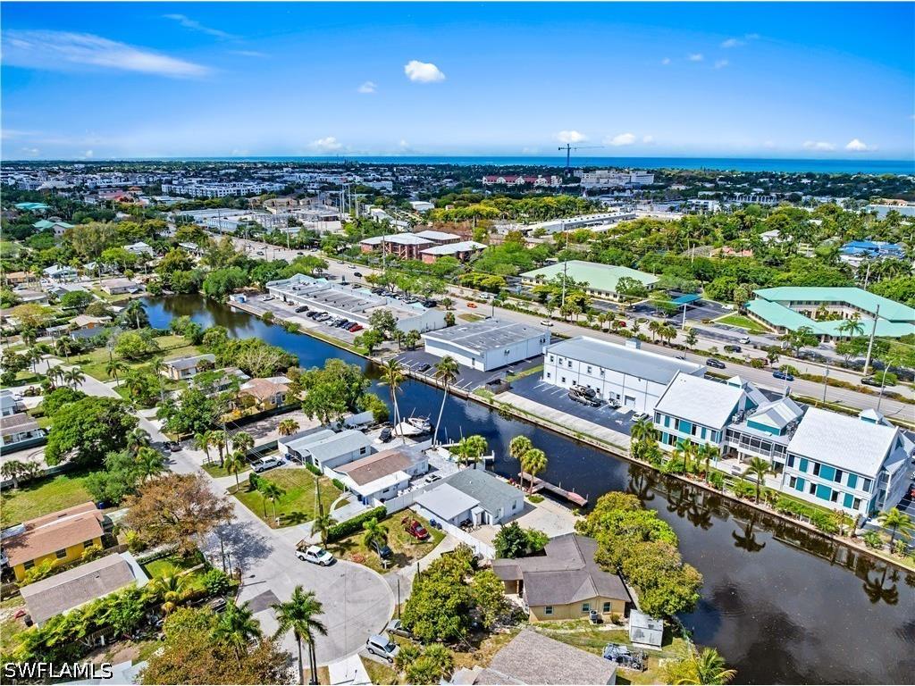 579 13th Street N Naples FL 34102 226006247 image28