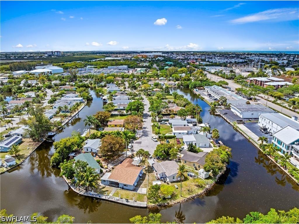 579 13th Street N Naples FL 34102 226006247 image29