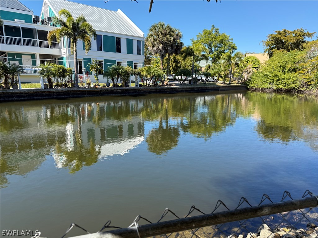 579 13th Street N Naples FL 34102 226006247 image3