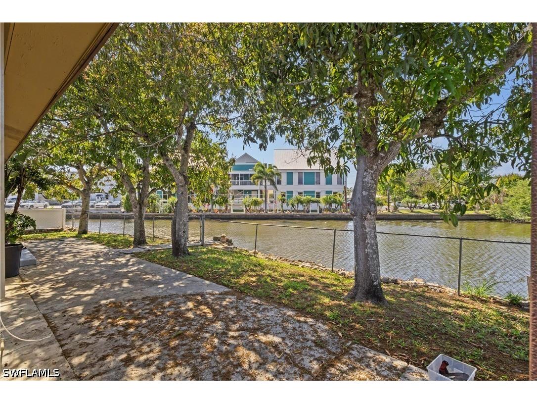 579 13th Street N Naples FL 34102 226006247 image35