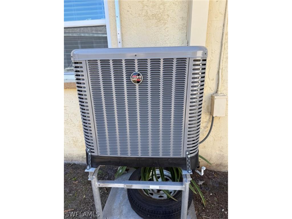 579 13th Street N Naples FL 34102 226006247 image6