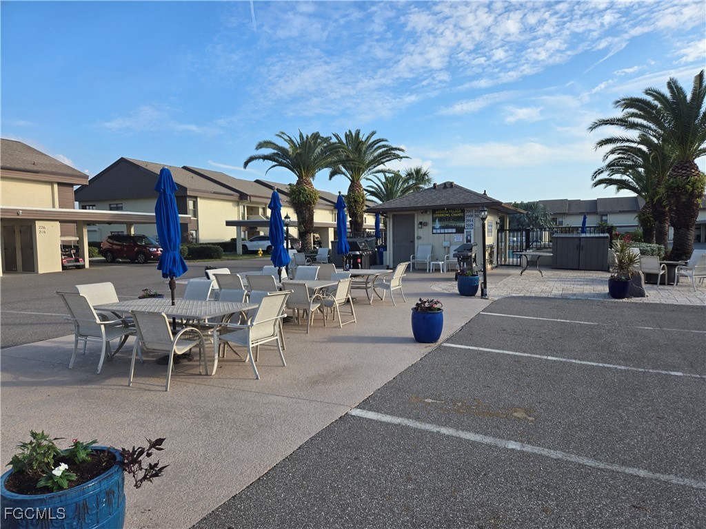 5790 Trailwinds Drive #111 Fort Myers FL 33907 2025012575 image23