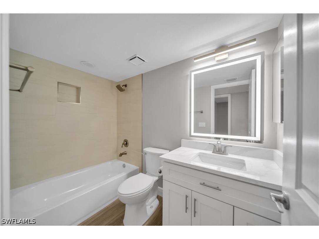 5790 Trailwinds Drive #111 Fort Myers FL 33907 226021601 image14