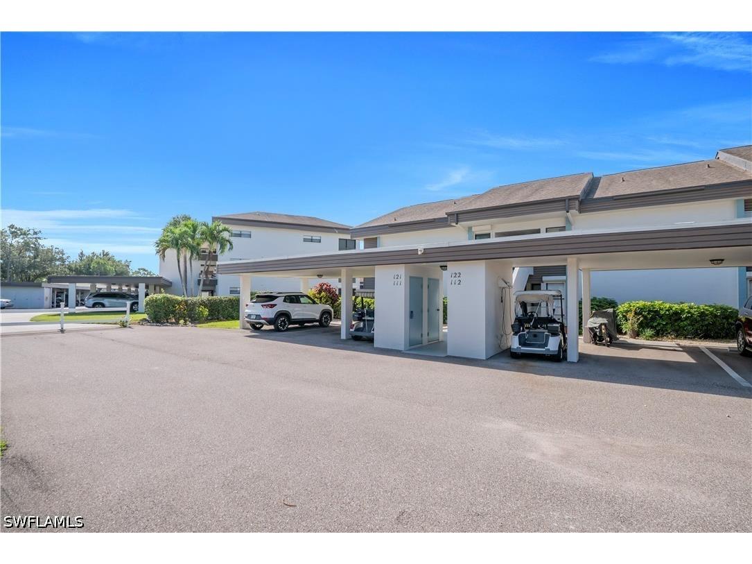 5790 Trailwinds Drive #111 Fort Myers FL 33907 226021601 image2