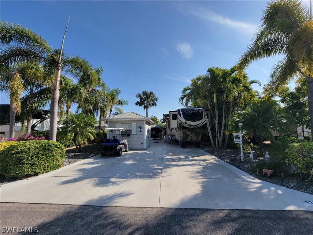 5791 Burrwood Court Fort Myers FL 33905 223005710 image1