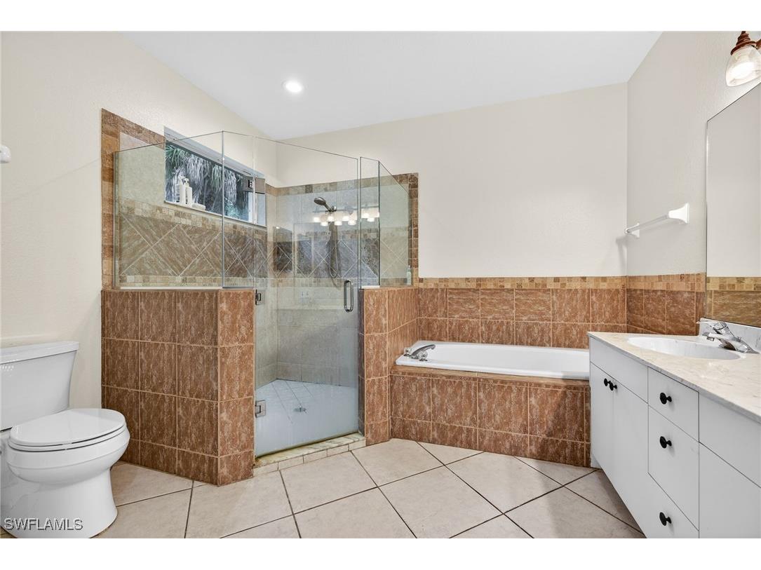 5791 Golden Gate Parkway Naples FL 34116 226001839 image14