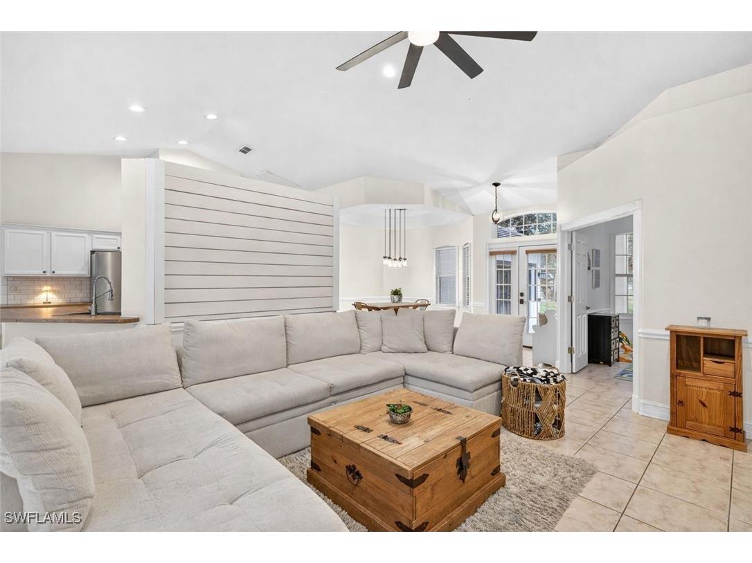5791 Golden Gate Parkway Naples FL 34116 226001839 image7