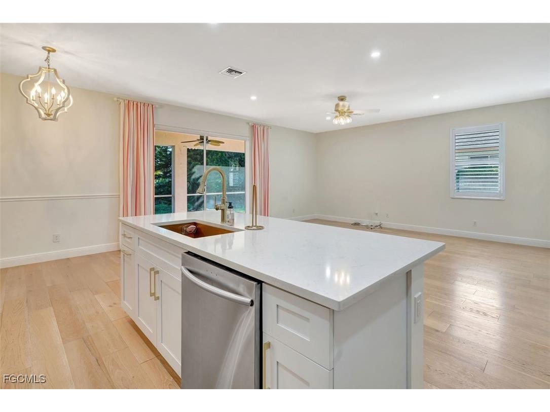 5794 Elizabeth Ann Way Fort Myers FL 33912 2025021177 image15