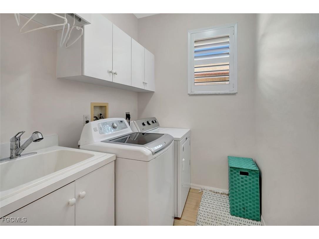 5794 Elizabeth Ann Way Fort Myers FL 33912 2025021177 image19