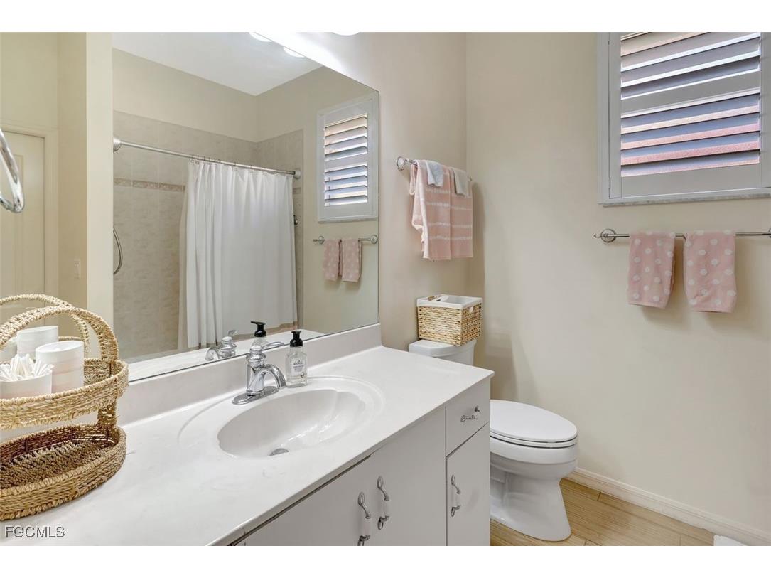 5794 Elizabeth Ann Way Fort Myers FL 33912 2025021177 image20