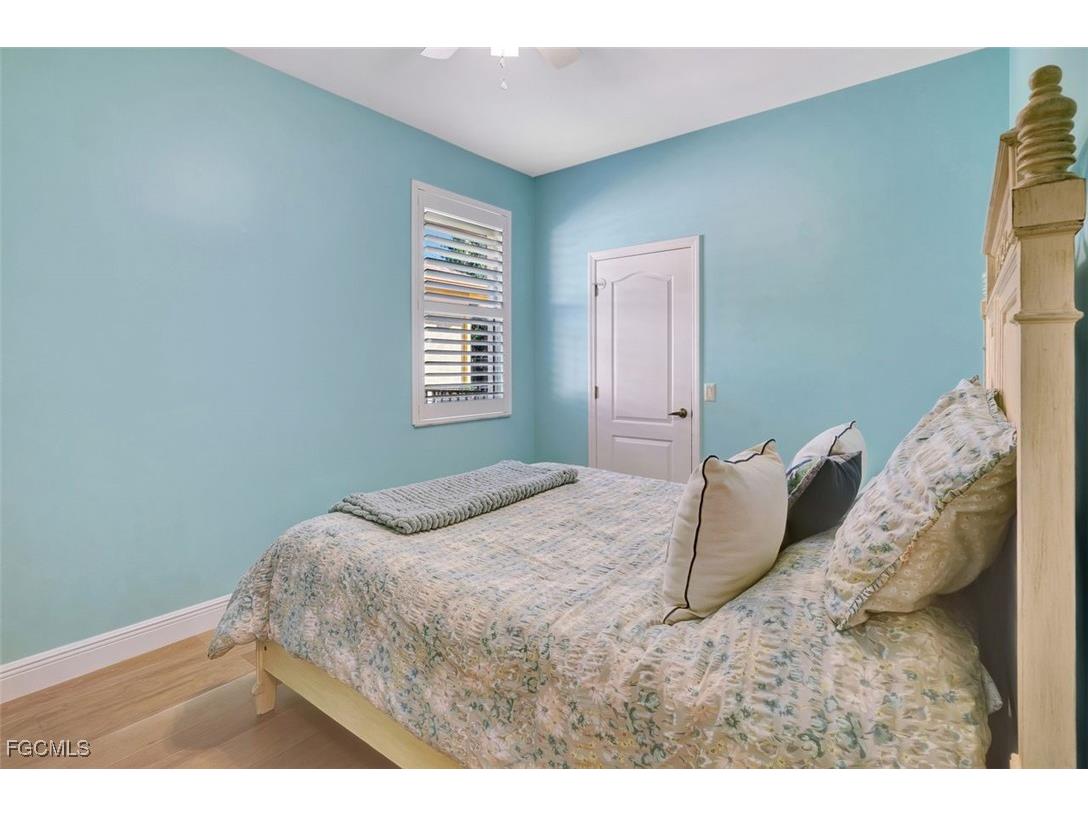 5794 Elizabeth Ann Way Fort Myers FL 33912 2025021177 image29